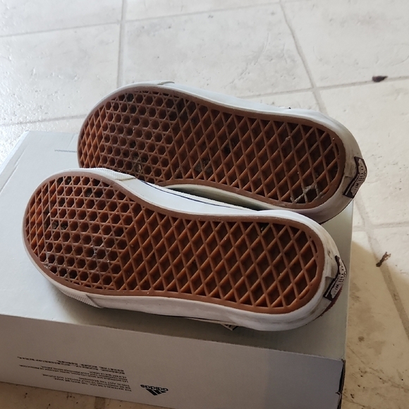 Vans Men's Burgundy and Cream Sneakers - Picture 5 of 6